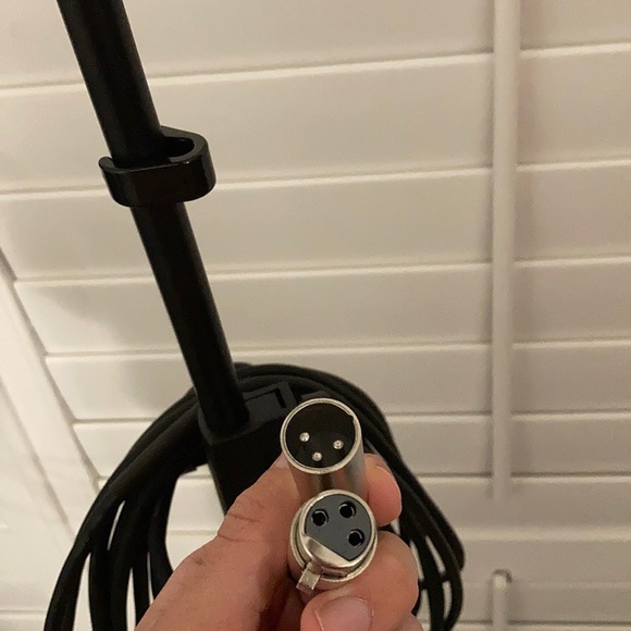 Blue studio mic - Picture 2 of 2